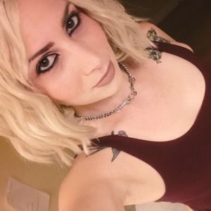 Meet your Posher, Eve